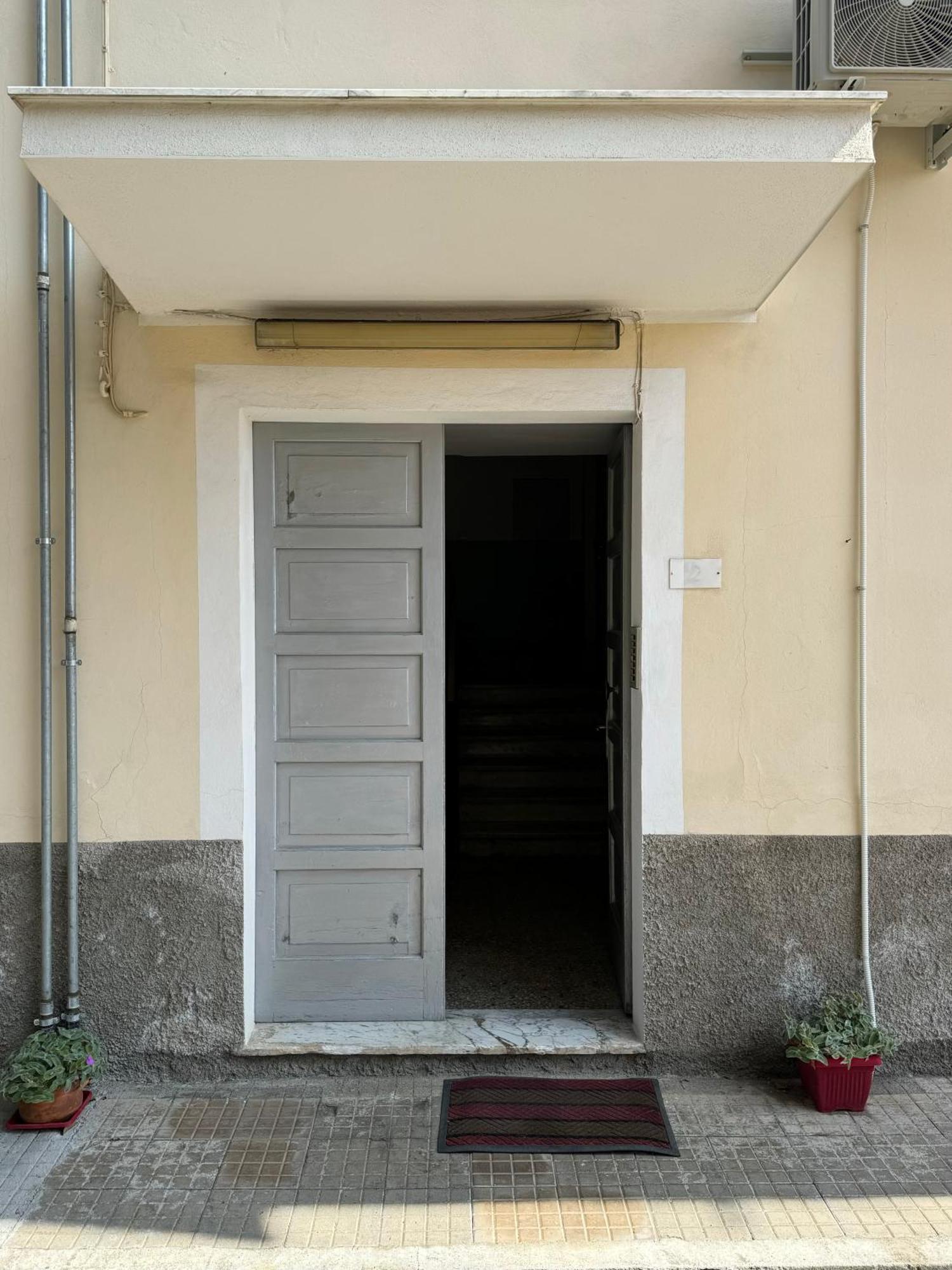 Mendihome - Appartamento Vicino Mare Nocera Terinese Exterior photo